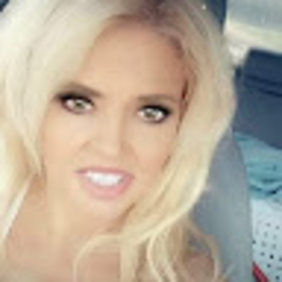 Meet your Posher, Lorie anne - Picture 1 of 1